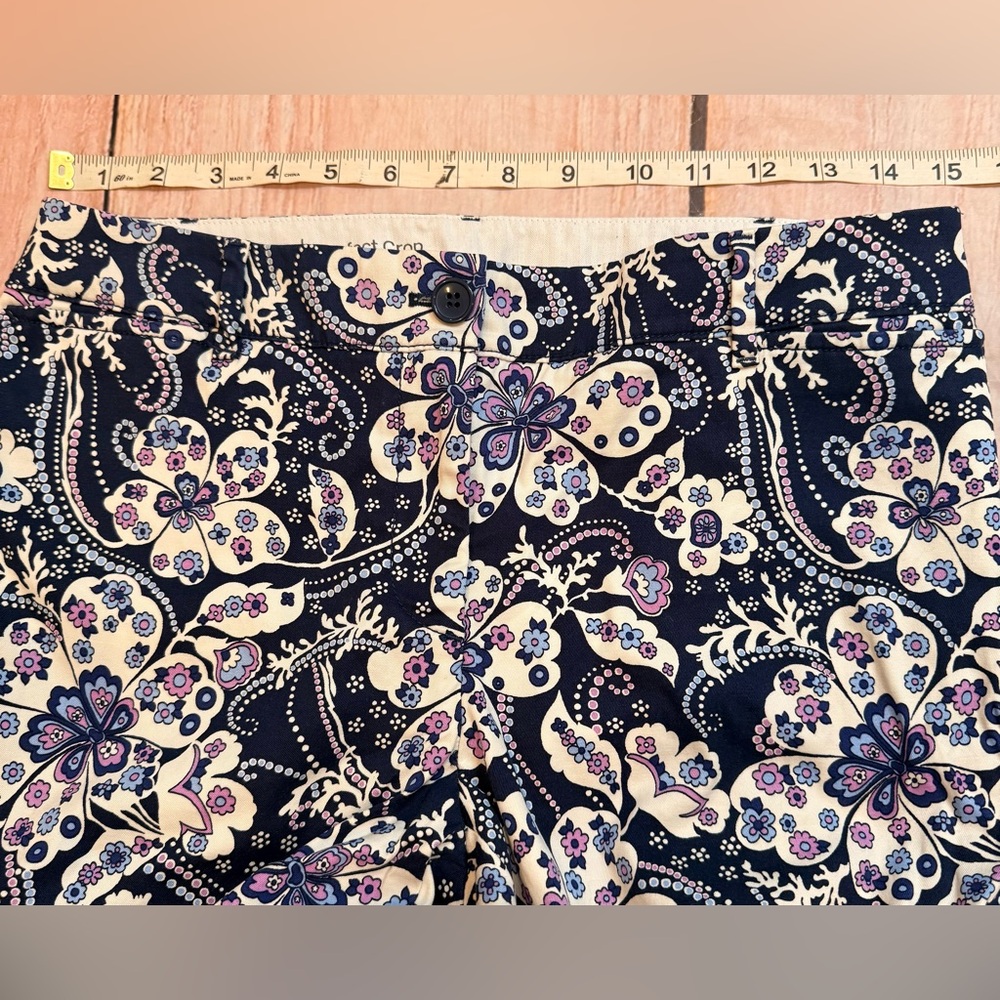 Talbots Women’s The Perfect Crop Pants Blue Purple Floral Print Size 4P - Picture 6 of 9